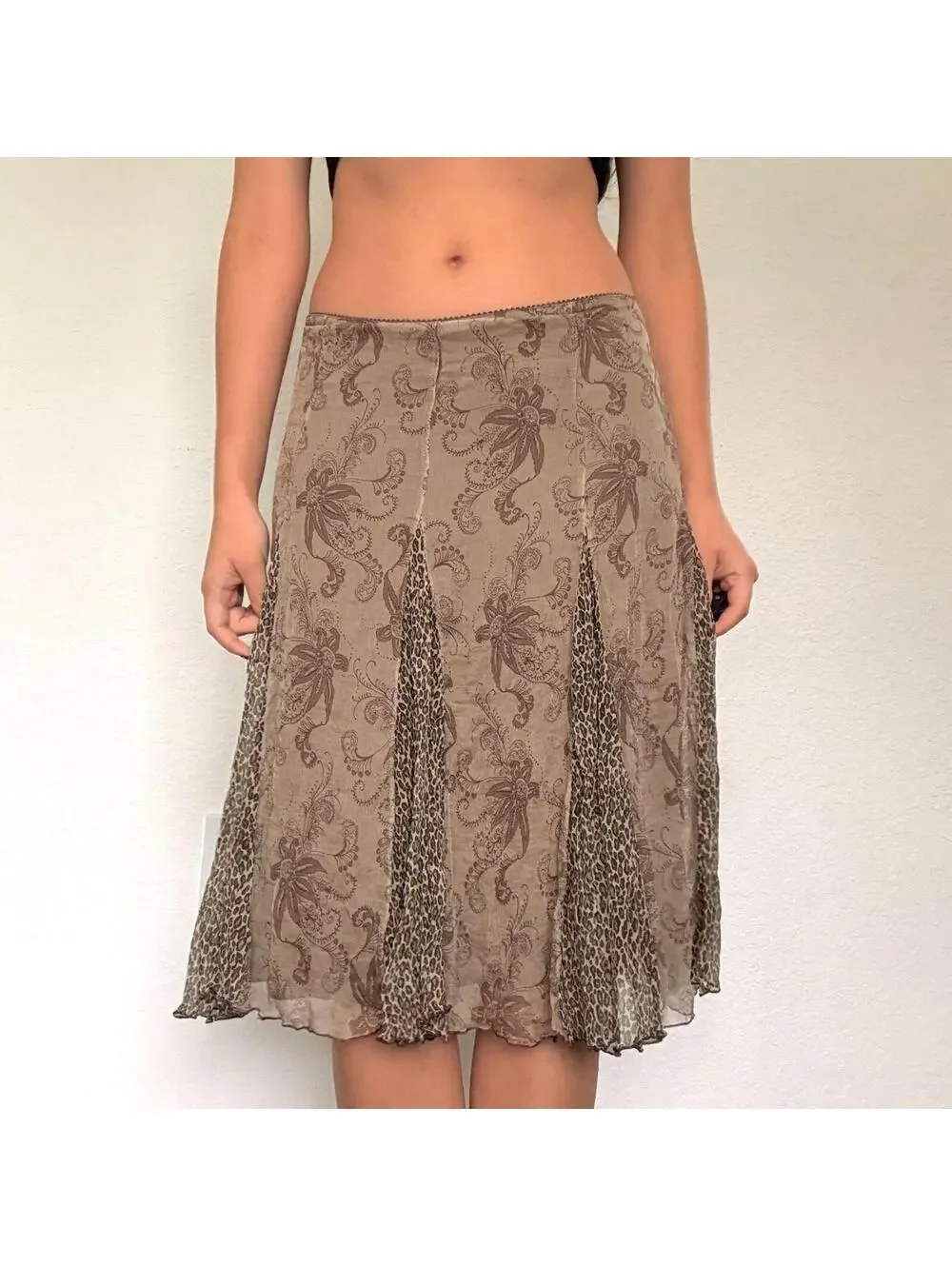 Brown silk midi skirt with floral and leopard mixed prints - Picture 5 of 8